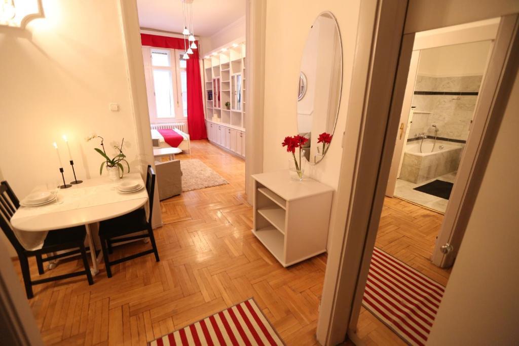 D.Five Classic Luxury Apartment Budapest Rum bild