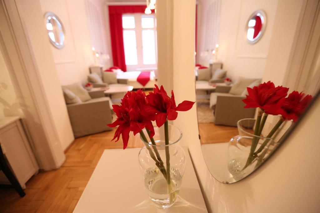 D.Five Classic Luxury Apartment Budapest Exteriör bild